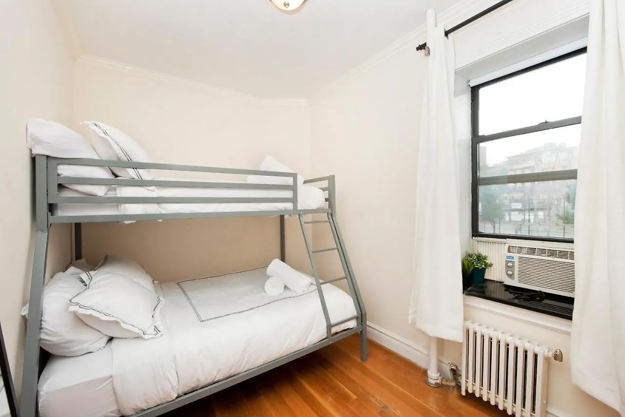 Three Bedroom West Village Townhouse New York Apartment