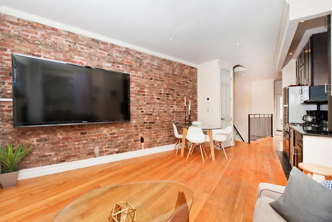 Three Bedroom West Village Townhouse New York Apartment
